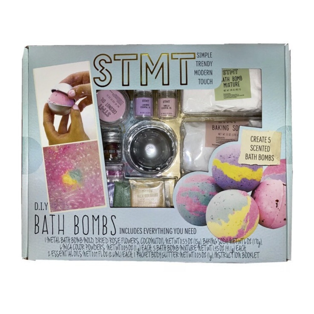 STMT D.I.Y.‎ Bath Bombs Kit New !!